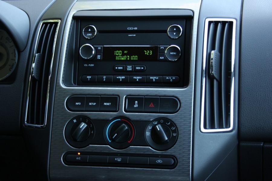  Ford Edge Sport 2009 года  (фото 24 из 61)
